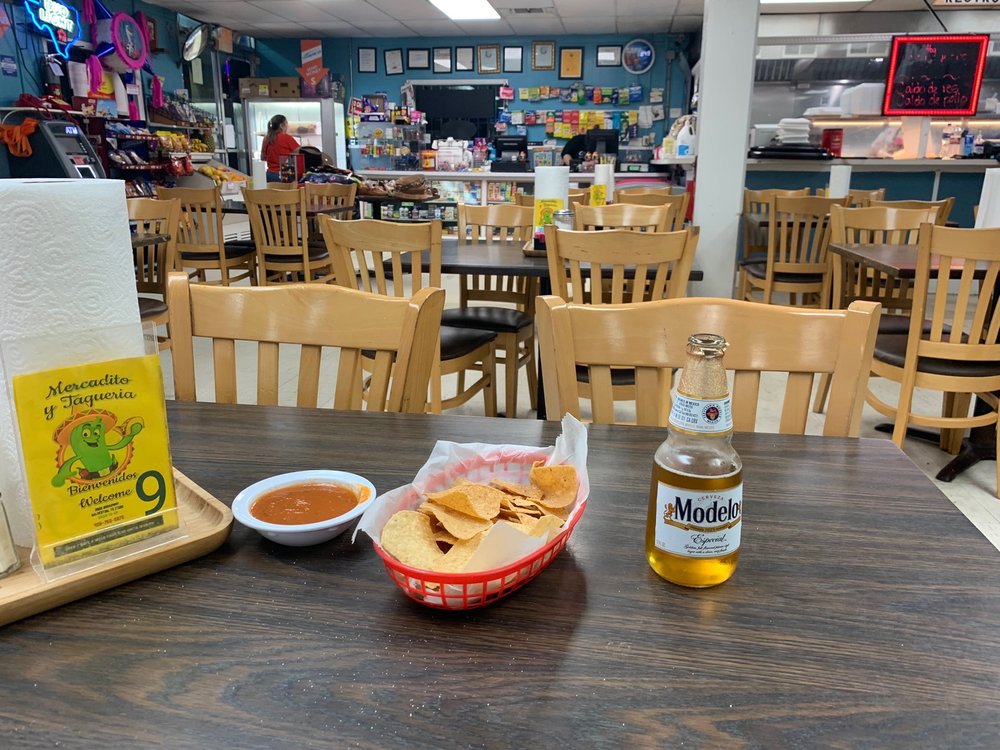 Mercadito Y Taqueria