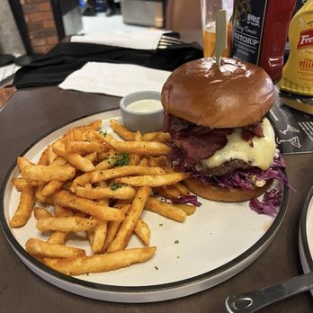 WSKY Stadium - Sports Bars Near Me - Las Vegas, Nevada WSKY Stadium - Sports Bars Near Me - Las Vegas, Nevada