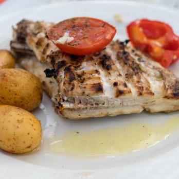 Bar Caloura - Trigger fish. If they have it available, GET THIS FISH! I'd never had it before and it's fantastic - Bars Near Me - Lagoa, 20 Bar Caloura - Trigger fish. If they have it available, GET THIS FISH! I'd never had it before and it's fantastic - Bars Near Me - Lagoa, 20