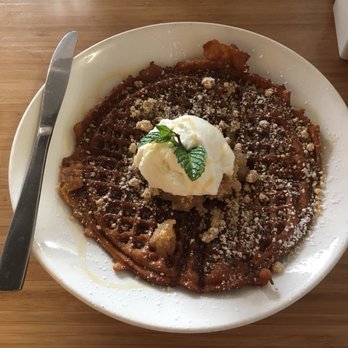 Early Bird - Apple Crumble Waffle - New American Near Me - Fullerton, California