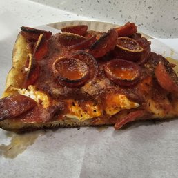 Greasy, salty and not flavourful. Greasy, salty and not flavourful.