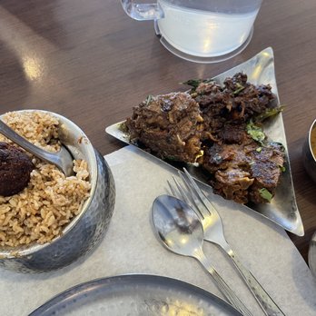Dindigul Thalappakatti Restaurant - Mutton KOLA BIRIYANI, MUTTON CHOPS - Indian Near Me - Milpitas, California Dindigul Thalappakatti Restaurant - Mutton KOLA BIRIYANI, MUTTON CHOPS - Indian Near Me - Milpitas, California