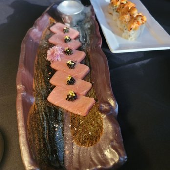 Kaviar Restaurants - Pasadena - Specialty toro sashimi w 24k gold - Sushi Bars Near Me - Pasadena, California
