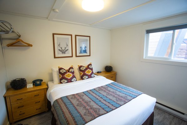 Snow Valley Lodging by null