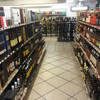 Xo liquor - rows of liquor bottles in a store - Beer, Wine & Spirits Near Me - Las Vegas, Nevada Xo liquor - rows of liquor bottles in a store - Beer, Wine & Spirits Near Me - Las Vegas, Nevada