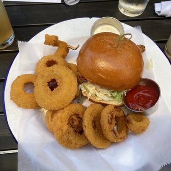 foothill - Fried Chicken Sandwich - New American Near Me - Pasadena, California foothill - Fried Chicken Sandwich - New American Near Me - Pasadena, California
