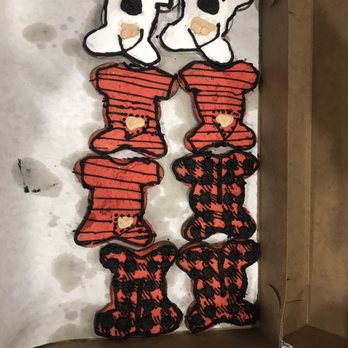 Village Bake Shop - This does not look like what I ordered. - Donuts Near Me - Cleveland, Tennessee Village Bake Shop - This does not look like what I ordered. - Donuts Near Me - Cleveland, Tennessee