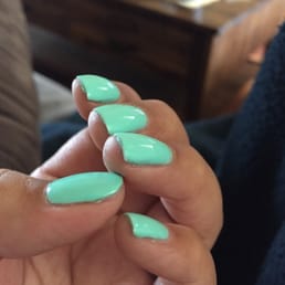See how the paint doesn't cover my whole nail. See how the paint doesn't cover my whole nail.