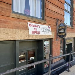 Grama's Bakery - Exterior