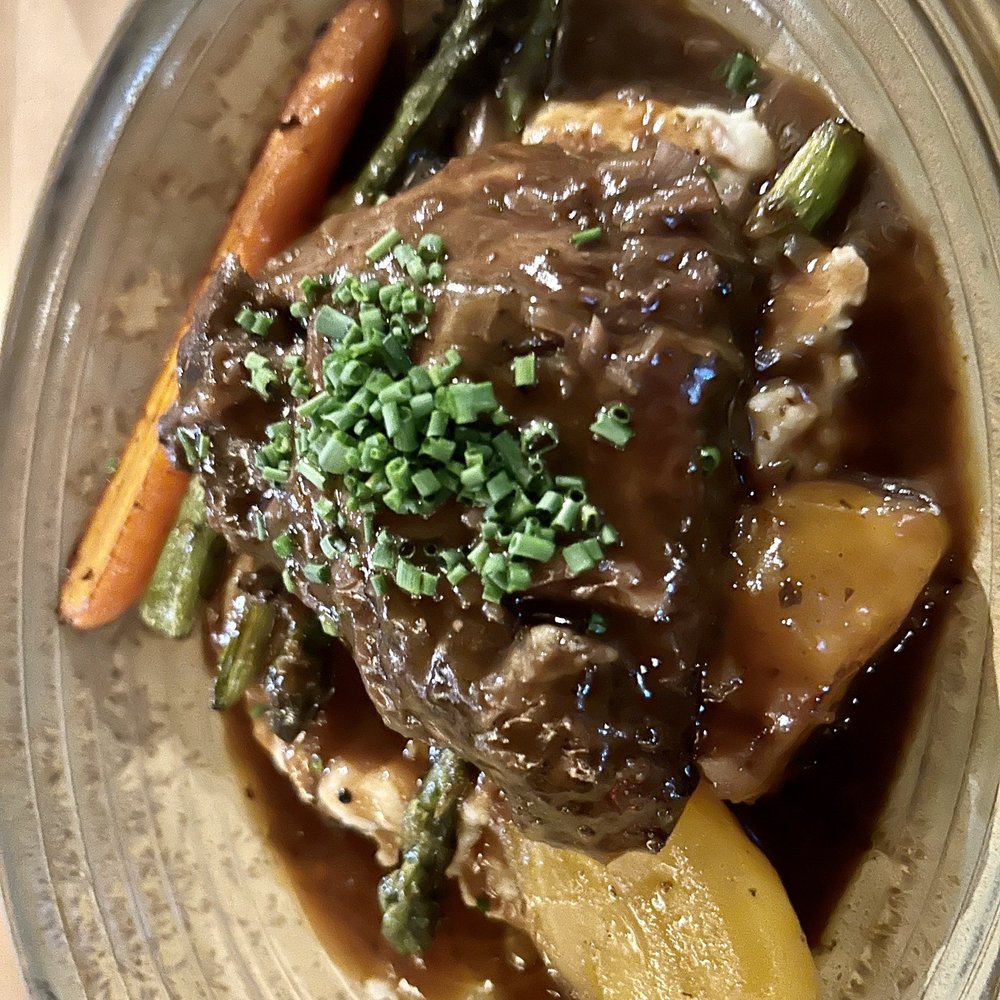 Bistro St-Malo - Beef cheek - Bistros Near Me - Quebec City, Quebec Bistro St-Malo - Beef cheek - Bistros Near Me - Quebec City, Quebec