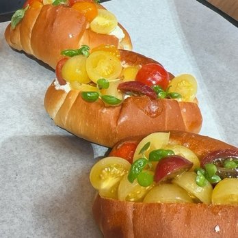 Salt Bread Ko - Bakeries Near Me - New York, New York