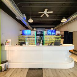 180 Smoke Vape Store