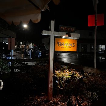 Bravas Bar de Tapas - Sign outside the restaurant. - Spanish Near Me - Healdsburg, California