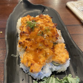 Dono Sushi Cafe - Baked salmon roll - Sushi Bars Near Me - Chino, California