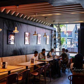 Bảnk Bao - Seating area - Asian Fusion Near Me - Toronto, Ontario Bảnk Bao - Seating area - Asian Fusion Near Me - Toronto, Ontario