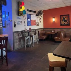Bull Creek Cafe & Grill
