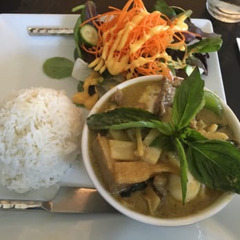 Panvimarn Thai Cuisine - Soooo good beef green curry - Thai Near Me - Long Beach, California Panvimarn Thai Cuisine - Soooo good beef green curry - Thai Near Me - Long Beach, California