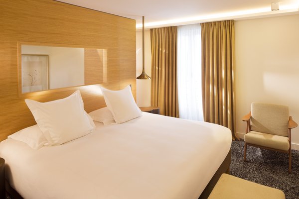 Hôtel Marignan Champs-Élysées by null