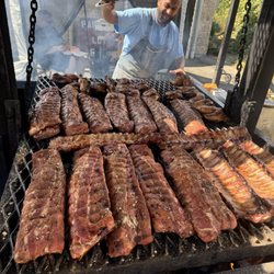 Smokin' Ed's BBQ - Best ribs in town n chicken too
