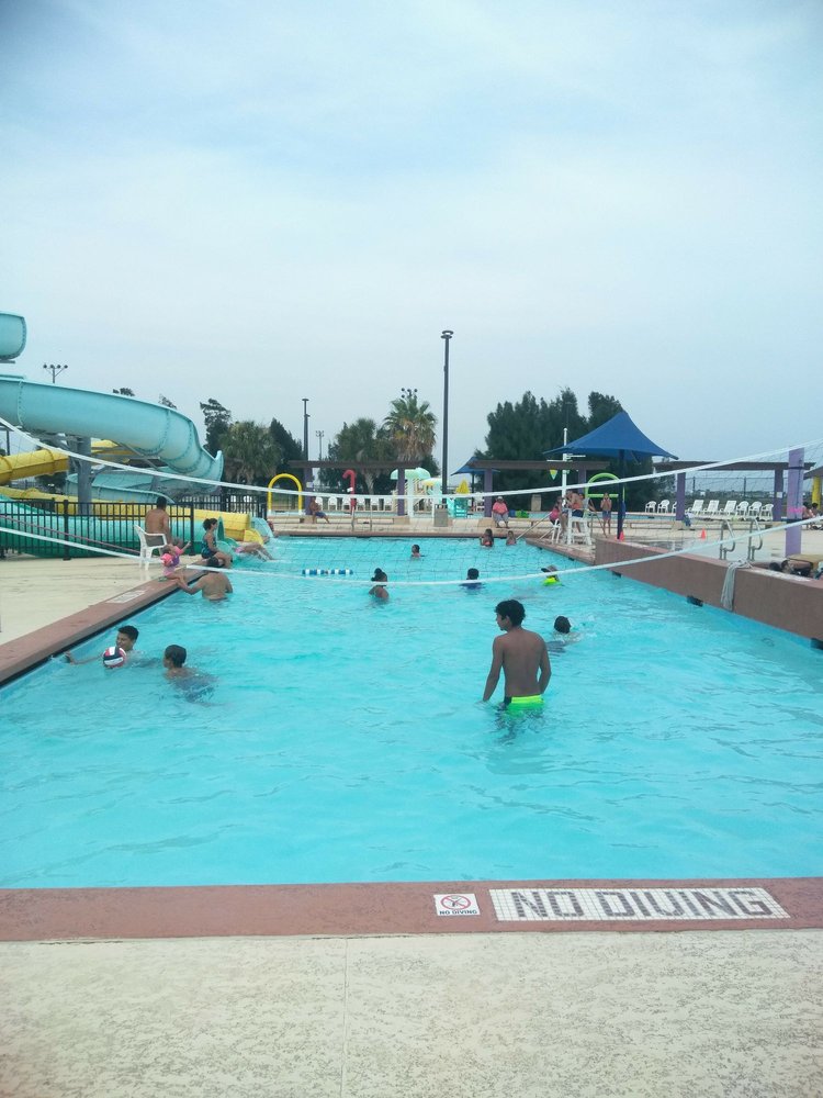 Aransas Pass Aquatic Center, Aransas Pass Roadtrippers