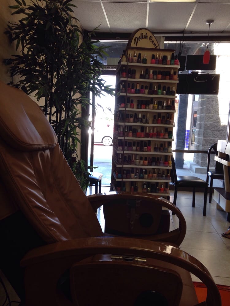 HITEK NAIL SALON 1053 E Imperial Hwy, Placentia, California Nail