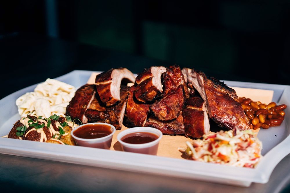 Pink Piggy BBQ Logo