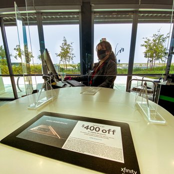 Xfinity Store by Comcast - Purple Service counter - Internet Service Providers Near Me - Sacramento, California