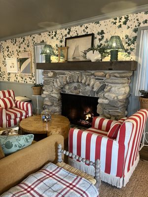 Le Petit Pali at Ocean Ave by null