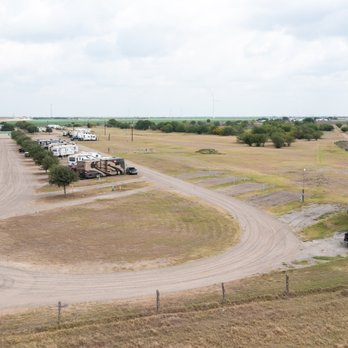 Totem Pole RV Park - RV Parks Near Me - Mathis, Texas