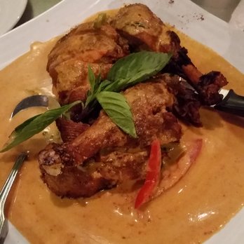 Yupha's Thai Kitchen - I forgot what this is called but this is the roasted duck with basil, pineapple, and tomato with coconut curry sauce - Thai Near Me - Tempe, Arizona