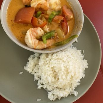 Dancing Spoons - Shrimp veggie Curry $15 - Thai Near Me - San Gabriel, California