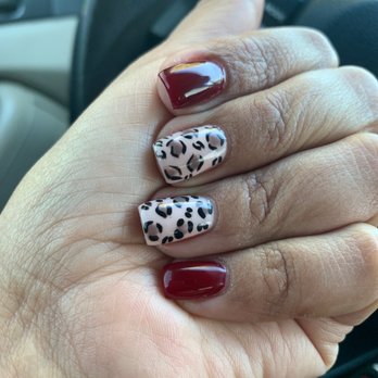 Phamous Nails Lounge - Nails by Mimi - Nail Technicians Near Me
