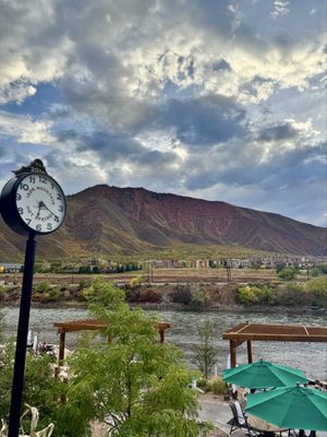 Iron Mountain Hot Springs by null