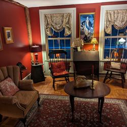 Seth Warner Inn - Sitting area
