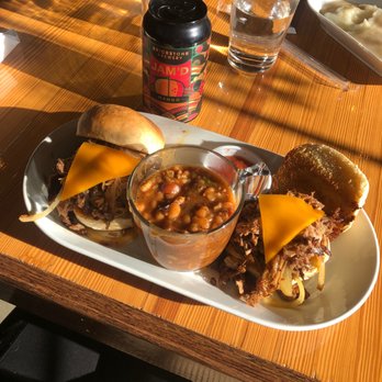Beans & Barley Brews - Brisket sliders with baked beans - Coffee & Tea Near Me - Ashkum, Illinois