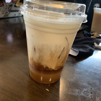 CityRoots Coffee Bar - Cold brew de crema - Coffee & Tea Near Me - Baton Rouge, Louisiana CityRoots Coffee Bar - Cold brew de crema - Coffee & Tea Near Me - Baton Rouge, Louisiana