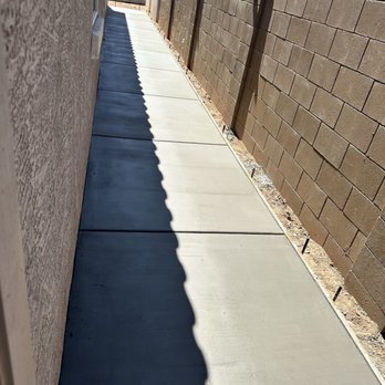 RRN Construction & Remodeling - This is the walkway to the backyard - General Contractors Near Me RRN Construction & Remodeling - This is the walkway to the backyard - General Contractors Near Me