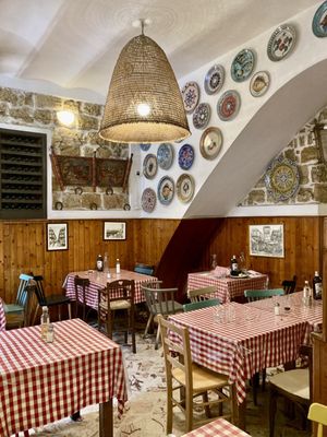 Osteria Lo Bianco sede storica by null