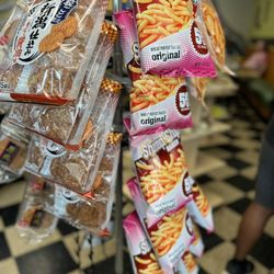 Toshi's Cafe - They have all the snacks!