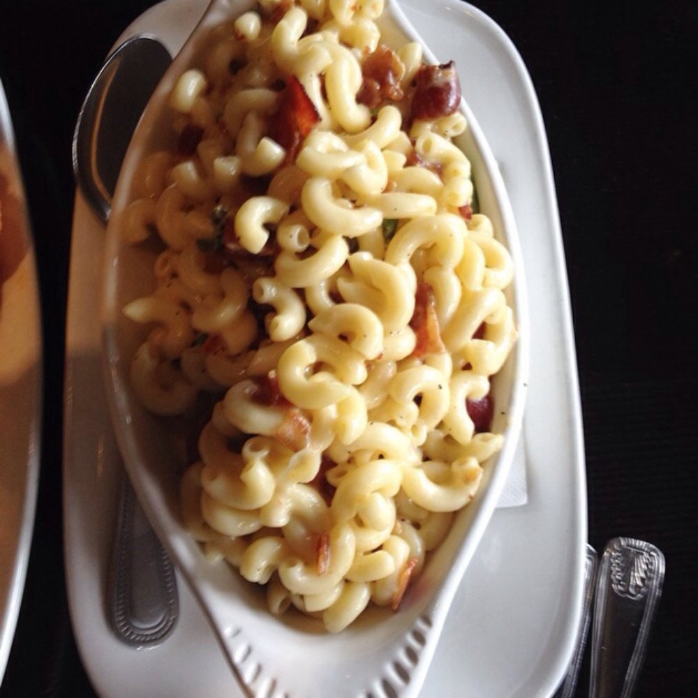 22 Bistro - Applewood smoked bacon with jalapeños Mac n cheese. - New American Near Me - Olympic Valley, California 22 Bistro - Applewood smoked bacon with jalapeños Mac n cheese. - New American Near Me - Olympic Valley, California