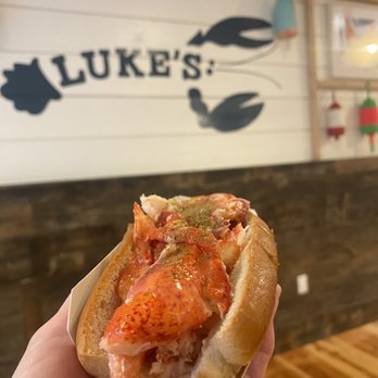 Luke's Lobster  - Original lobster roll - Seafood Near Me - Seattle, Washington
