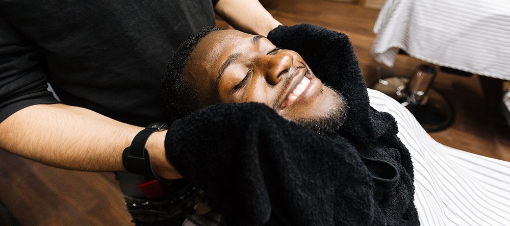 VC Backyard Barbershop Logo