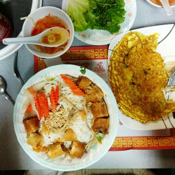 Phong Lan Vietnamese Restaurant - bun cha gio and banh xeo - Vietnamese Near Me - Cedar Rapids, Iowa