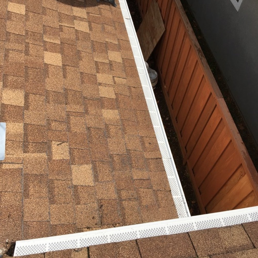 JT Roofing - New gutter guards throughout the house installed by JT Roofing. - Roofing Near Me - Redwood City, California JT Roofing - New gutter guards throughout the house installed by JT Roofing. - Roofing Near Me - Redwood City, California