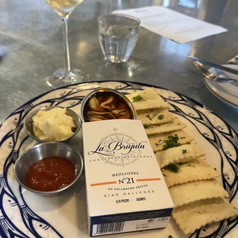 Bell's - mussels and homemade saltines - French Near Me - Los Alamos, California