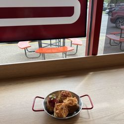 Katsu Bar - yubu pockets