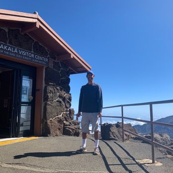 Haleakalā Visitor Center - Made it to the summit and Haleakala Visitor Center. - Visitor Centers Near Me - Kula, Hawaii Haleakalā Visitor Center - Made it to the summit and Haleakala Visitor Center. - Visitor Centers Near Me - Kula, Hawaii