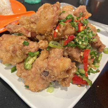 Alice's Kitchen - Deep-Fried Spare Ribs with Spicy Salt - Cantonese Near Me - Monterey Park, California