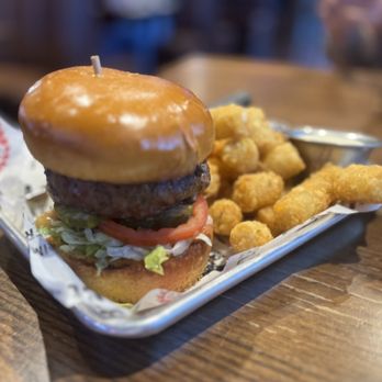 Brews - A Taphouse and Gourmet Burger Joint - Juicy Lucy with tots - American Near Me - Chandler, Arizona Brews - A Taphouse and Gourmet Burger Joint - Juicy Lucy with tots - American Near Me - Chandler, Arizona