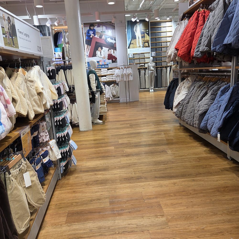 Uniqlo Soho - Outer wear - Women's Clothing Near Me - New York, New York Uniqlo Soho - Outer wear - Women's Clothing Near Me - New York, New York